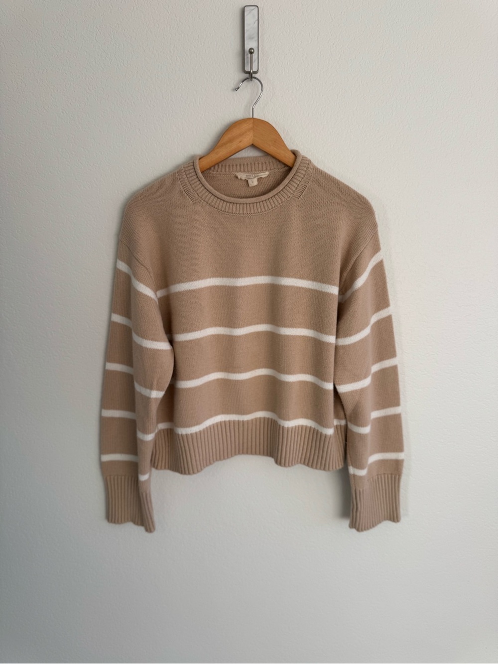 Size L BRIT .NY 100% Cotton Beige & White Striped Crewneck Sweater